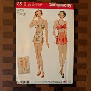 Simplicity 8510 - Uncut - 1930s Vintage - Sizes 4-12 - Brassiere and Panties